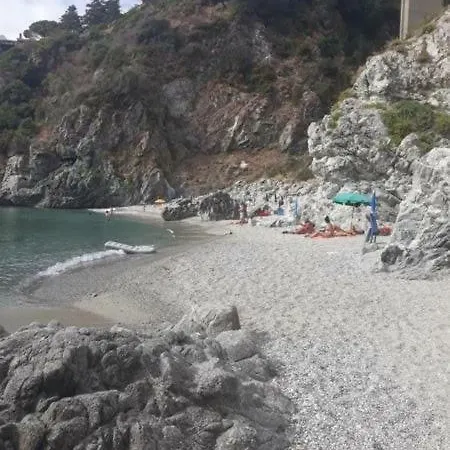Vista Mare شقة